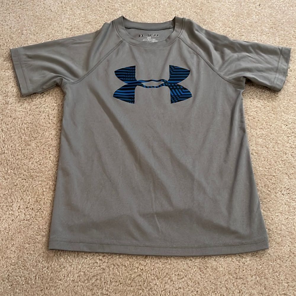 BOYS YOUTH MEDIUM UNDER ARMOUR SHIRT
